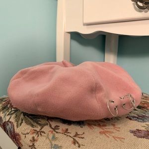 NWOT Pink Beret with Rings